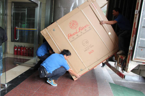 东郊镇钢琴贵重工艺品无忧运