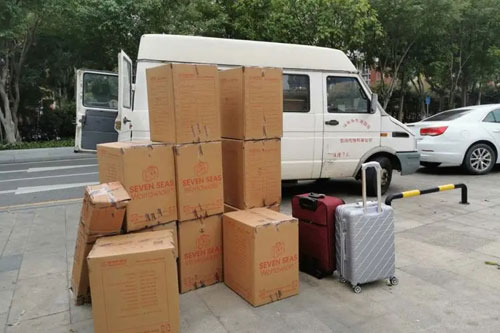 东郊镇行李托运公司
